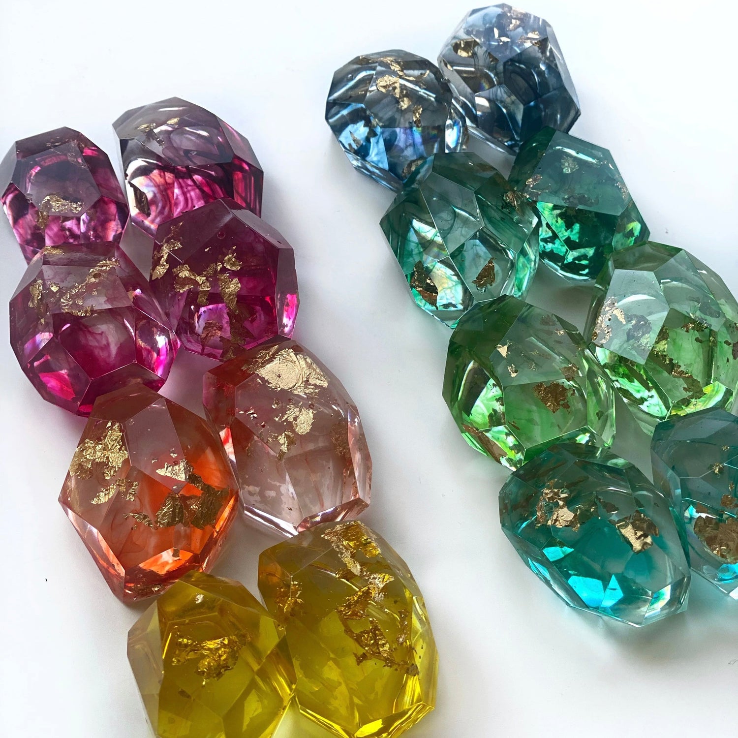 1 Harz-Edelstein mit Goldflocken [Coole Farben] - Pädagogisches Sensorisches Spielzeug