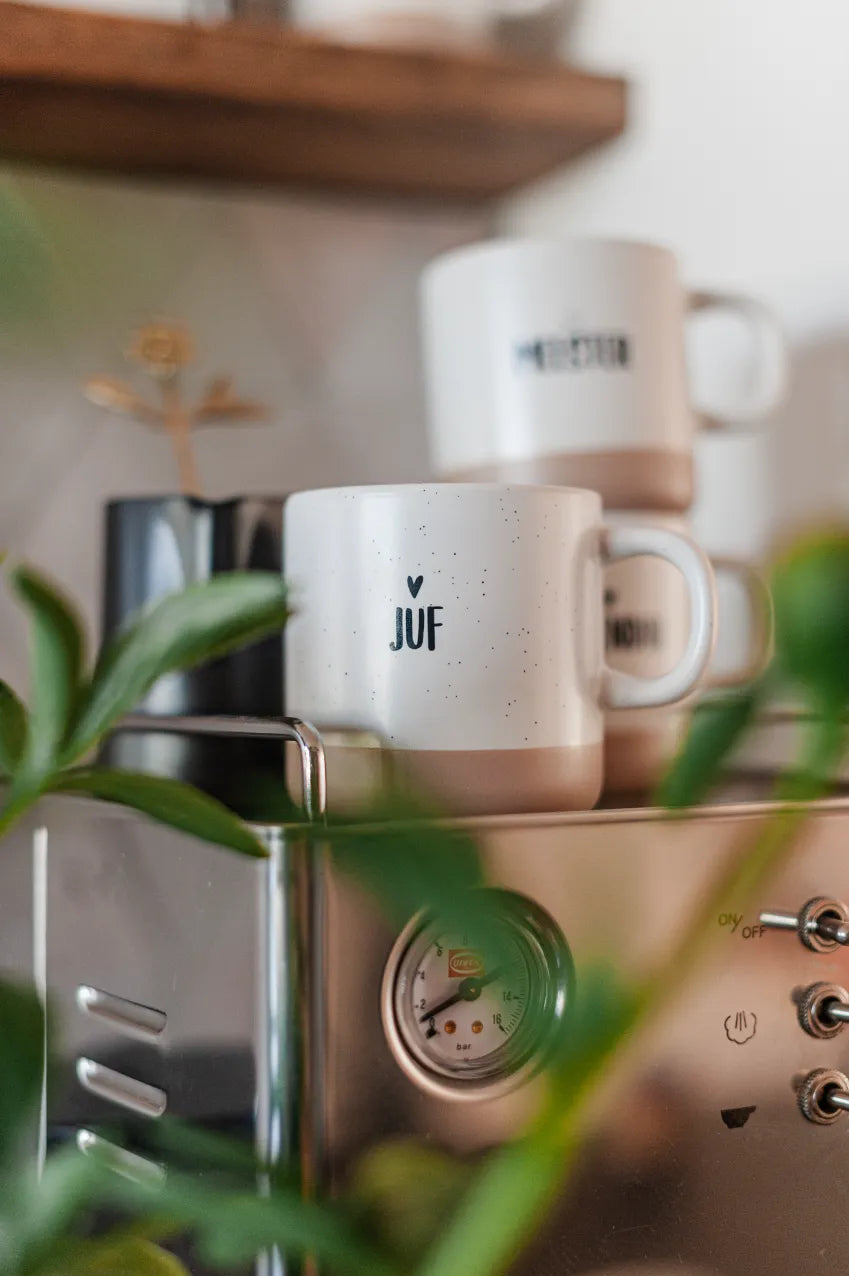 Mok keramiek 360ml wit – Juf